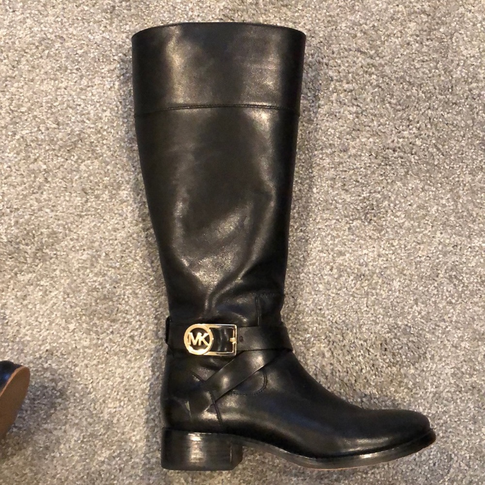 Micheal Kors Riding Boots - Picture 5 of 6
